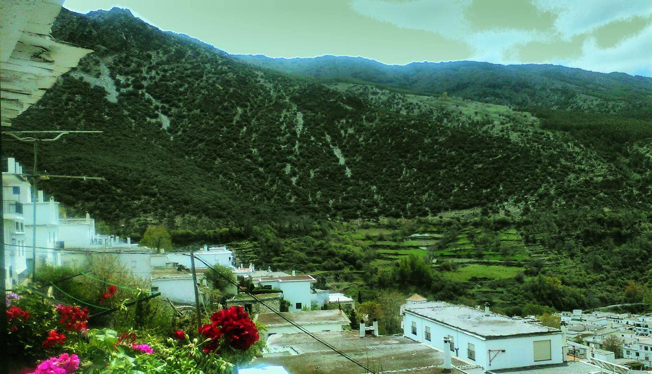 Bed and Breakfast Refugio Alpujarra Alta Trevélez Exterior foto